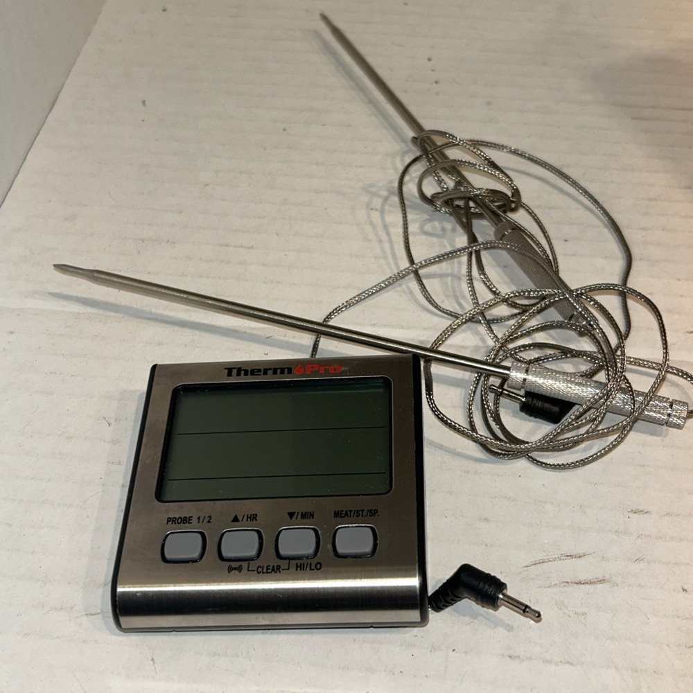 ThermPro TP-17 Digital Cooking BBQ Food Thermometer Dual Probe D1